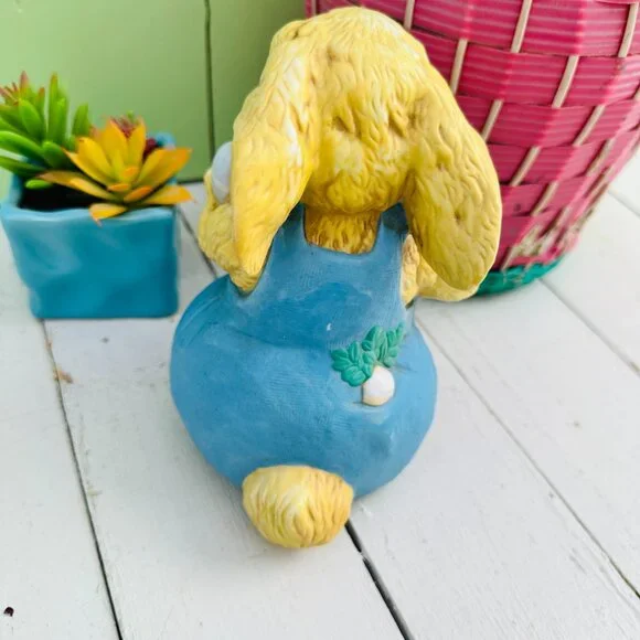 Vintage Large Easter Bunny Statue, Easter Decor, Rabbit Statue, Farmhouse Easter - Picture 5 of 9